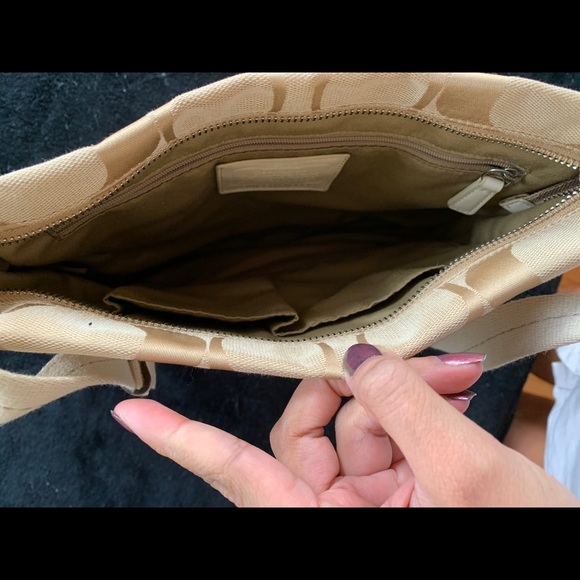 Coach Crossbody in beige - Picture 6 of 8